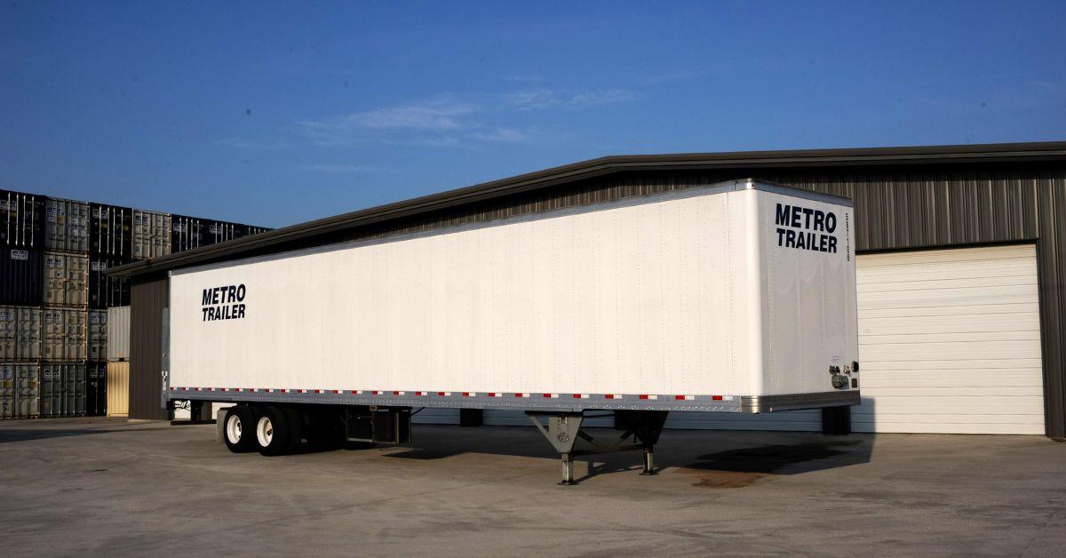 How To Choose a Commercial Trailer Rental for Your Business