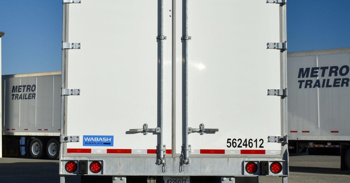 8 Common Applications for Storage Trailers