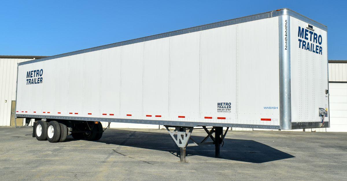 What Features To Look For in Modern Truck Trailer Rentals