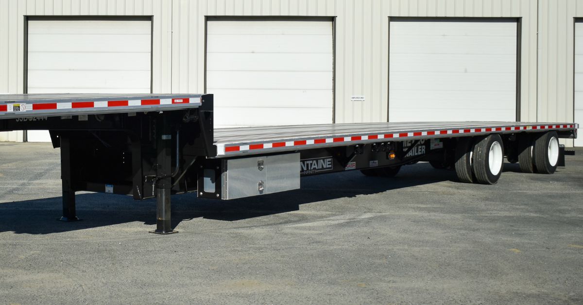 How Flatbed Trailers Support Just-in-Time Project Delivery